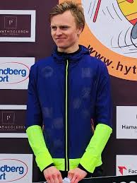 Jun 08, 2021 · fredag nærmede den norske løber narve gilje nordås sig muligheden for at komme til ol i tokyo, da han slog sin personlige rekord på 5000 meter med en tid på 13 minutter og 16,78 sekunder. File Narve Gilje Nordas Hytteplanmila 2020 4 Jpg Wikimedia Commons