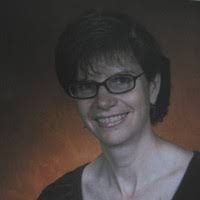 Maureen Fowler's Instagram, Twitter & Facebook