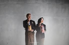 Rumah adat panjalin, mungkin ada baraya majalengka yang belum mengetahui keberadaan rumah adat ini. Ide Prewed Baju Adat Nusantara Kekinian Tapi Tetap Nasionalis Pose Prewedding Pose Fotografi Perkawinan Foto Perkawinan