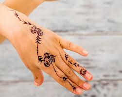 In her inquest, it was ruled that a black henna tattoo julie got in 2007 increased her reaction to hair dye. Free Henna Tattoos For Teens Offered At Haverhill Public Library Tuesday Whav