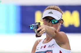 Francesca Summers (@FrankieSummers)