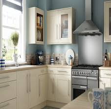 Wickes Milton Bone Shaker Kitchen Kitchen Compare Com Home Independent Kitchen Price Comparisons Kitchen Tiles Kitchen Cabinets Kitchen Cupboards Paint
