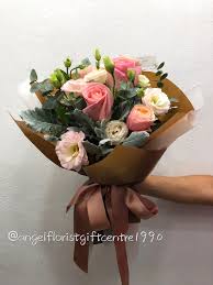 valentinebouquet 情人节花束 flowerbox 礼物花盒 bloomingbox 花盒 预定情人节花束 门市极多选择 大束 极多进口配料 预定情人节 小花束 2019情人节 ballonbouq