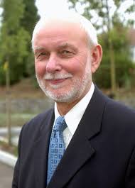 Newport council leader Bob Bright to quit