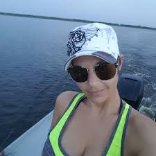 What a great time n lafitte Louisiana need a guide I can set u up and  overnight stay Redfish Trout