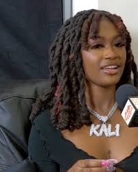 Kali & Lip service crew talk sidechicks