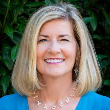 Karen Ellison's Instagram, Twitter & Facebook