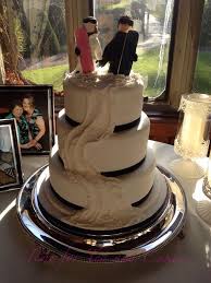 Snowboarding Themed Wedding Cake 12 Inch Fruit Cake 10 Inch Vanilla Cake And 8 Inch Lemon Cake X Themed Wedding Cakes Cake Fruit Cake