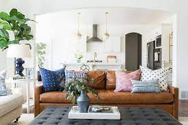 Get the lowest price on your favorite brands at poshmark. How To Style Throw Pillows 3 Designer Styling Tips A Blissful Nest