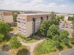 Südlich der leipziger innenstadt, ziemlich genau in der mitte zwischen city und den. Schnell Und Einfach Zur Neuen Wohnung Wbg Kontakt