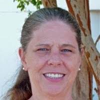 Robin Hiller's Instagram, Twitter & Facebook