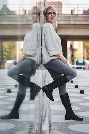 Schuhe Fur Damen Bloggerin Claudia Tragt Wahrend Ihres Herbst Shootings In Berlin Schwarze Langschaftstiefel Von Ara Lassig Feminin Fashion Clothes Outfits