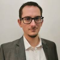 100+ perfiles de «Althausen»