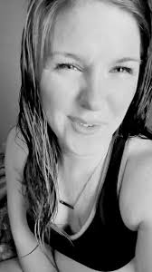 Crystal Hoff's Instagram, Twitter & Facebook