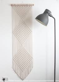 macrame wall hanging diamonds 100 cotton cord in natural ecru with bamboo makramee wandschmuck wandbehang makramee wandbehang muster