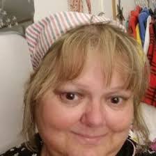 Lisa Romines's Instagram, Twitter & Facebook