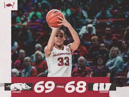 19 arkansas women's basketball team upset no. Ndnsports Com Arkansas Razorbacks Chelsea Dungee Facebook