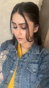 Kal nehi thi jo🤷🏻‍♀️☹️Aj lagti hu🥰🫶🏻❤️#goodafternoon ✨💛..#thissong  #reel #reelindia #followers #follow #like #explore #bollywood #vibes  #expression #love #video #watch #afternoon #expression #actor ...