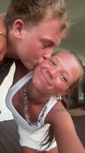 Ellie Schulte (@ellie.schulte)