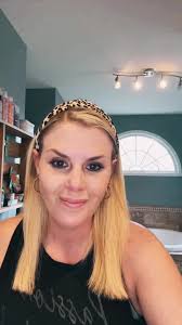 💉 Do injectors do their own botox? ➡️ Watch to see! DM or click the ...