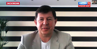 Цікаво, що на сайті львівської обласної ради зазначено, що депутат козак тарас романович працює заступником голови го центр правова держава, керівником якої є віктор медведчук. Taras Kozak Vlasti Ukrainy Hotyat Zatknut Rot Telekanalu Newsone Novosti Kino I Televideniya Russia Tv
