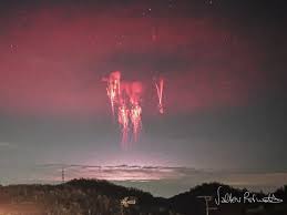 Rare lighting event captured on camera shows two atmospheric phenomena at  once