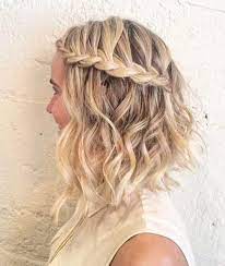 Inverted Bob Haircuts For Curly Hair Jpg 500 591 Pixels Coiffure Coiffure Courte Belle Coiffure