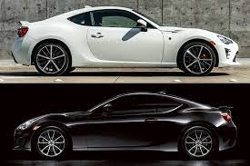 The toyota 86 has fabric on its seats. 2020 Toyota 86 Vs 2020 Subaru Brz What S The Difference Autotrader