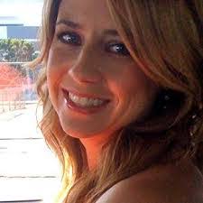 Shaina Swan's Instagram, Twitter & Facebook