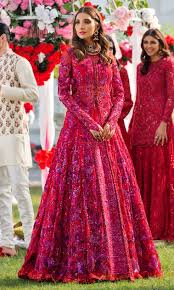 Pakistani wedding dresses for not only bride and groom but also helping family members choosing right from variety of latest styles and designs. 13 Designer Pakistani Wedding Dresses Online With Prices In 2021