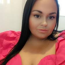 Do you recommend doing the ESTA before booking?or do you need to do it once  booked?