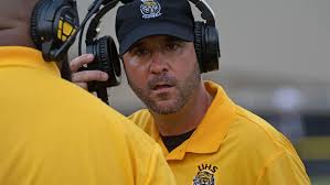 Catholic, U-High prove rivalries are not one size fits all