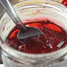 Les confitures ou les gelées de fruits, par exemple, ont longtemps été cuites doucement et longuement, embaumant la. Recette De La Gelee De Groseilles Tom Press