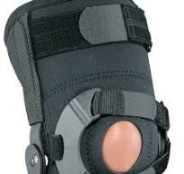 Breg PTO Soft Knee Brace in Neoprene for Patella Tracking Support - Pain  Relief & Stability L1812, L1810