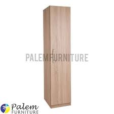 Berbeda dengan lemari konvensional pada umumnya, lemari pakaian 2 pintu dengan model geser nggak mengharuskanmu untuk menyisakan sedikit ruang di sebelah kanan dan kiri lemari agar pintunya dapat dibuka. Murah Lemari Pakaian Minimalis 1 Pintu Gantung Kunci Frontier Shopee Indonesia