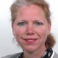 60+ "Sandra Helm" profiles