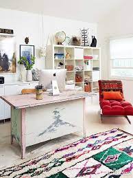 Creative Office Country Home Office Ideas Run The Gamut From Charming Farmhouse To Sleek Rustic Home Decor Trends Home Office Decor Trending Decor