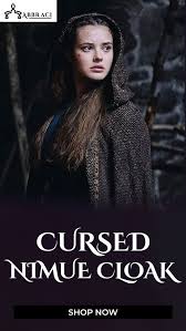Katherine Langford Cursed Nimue Cloak Abbraci In 2020 Cursing Cloak Katherine
