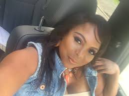 Michelle fielder (@Mfielderlee)