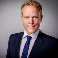 100+ perfiles de «Lichtenberger»