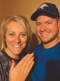 Kendra Bosch's Instagram, Twitter & Facebook