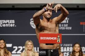 The brazilian fighter faced raphael assuncao at the event and lost that fight via unanimous decision. Ufc 227 Results Pedro Munhoz Scores Impressive Win Over Brett Johns Mma Fighting