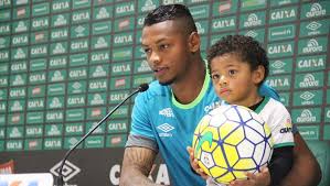 Ver las fotos de cleberson. Bageense Dener Assuncao Lateral Da Chapecoense Estava No Aviao Que Caiu Na Colombia Tia Do Jogador Falou A Reportagem Da Qwerty Portal De Noticias Qwerty Portal