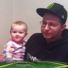 Kyle Hatch (@monster4824)