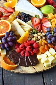 How To Make The Best Fruit And Cheese Board How To Make A Cheese Plate Ideas On How To Ma Cheese Boards Appetizers Simple Cheese Platter Fancy Cheese Platter