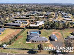 Dubbo residents urged to get tested, symptomatic or not. 25 Buninyong Road Dubbo Nsw 2830 Realestate Com Au