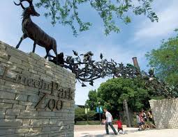 Picture Of Zoo Entrance Lincoln Park Zoo Entrance Lincoln Park Zoo Lincoln Park Zoo Chicago Chicago Travel