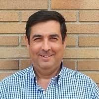 En todas las fotos que conozco de ella, lo primero que veo siempre es ese rictus, los labios apretados, la mirada severísima, incluso en las pocos fotos en que aparece. 7 Juan Forn Profiles Linkedin