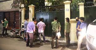 Bộ công an khởi tố, bắt ông nguyễn đức chung, chủ tịch ubnd hà nội, với cáo buộc phạm tội chiếm đoạt tài liệu bí mật nhà nước. Vi Sao Ong Nguyá»…n Ä'á»©c Chung Bá»‹ Báº¯t Tuá»•i Tráº» Online