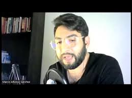 Quise lo extraordinario, por eso el logo de batman